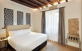 Sercotel Granada Suites